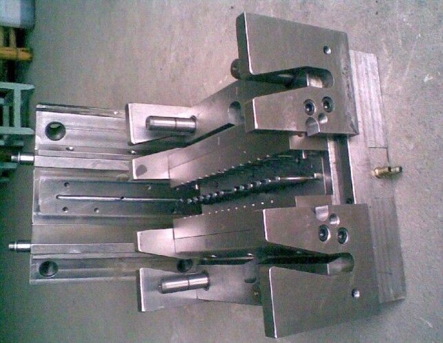 深圳模具廠,什么是注塑模具？